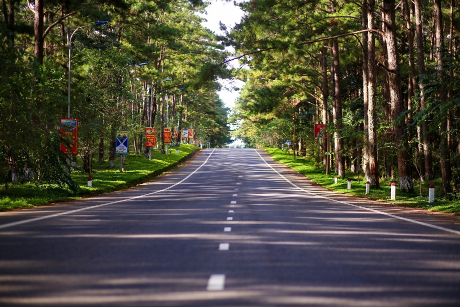 Đường đèo Măng Đen Đường đèo Măng Đen