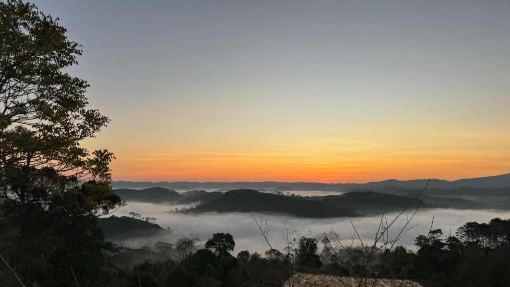 Măng Đen lửa trại rừng núi