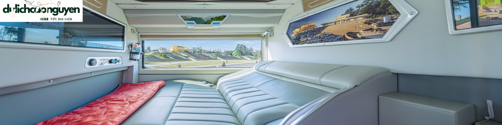 Gia đình du lịch Đà Lạt Limousine