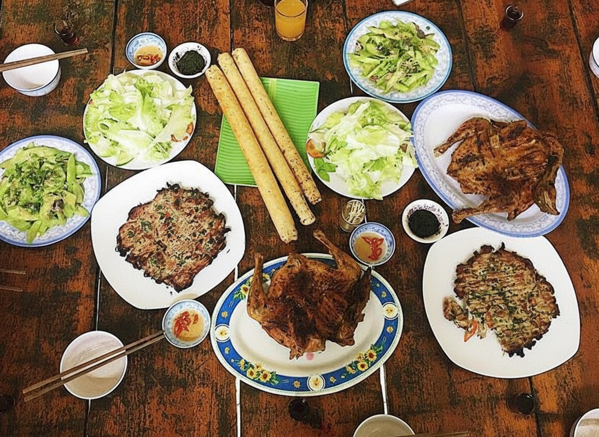 Mẹt gà nướng cơm lam Đà Lạt