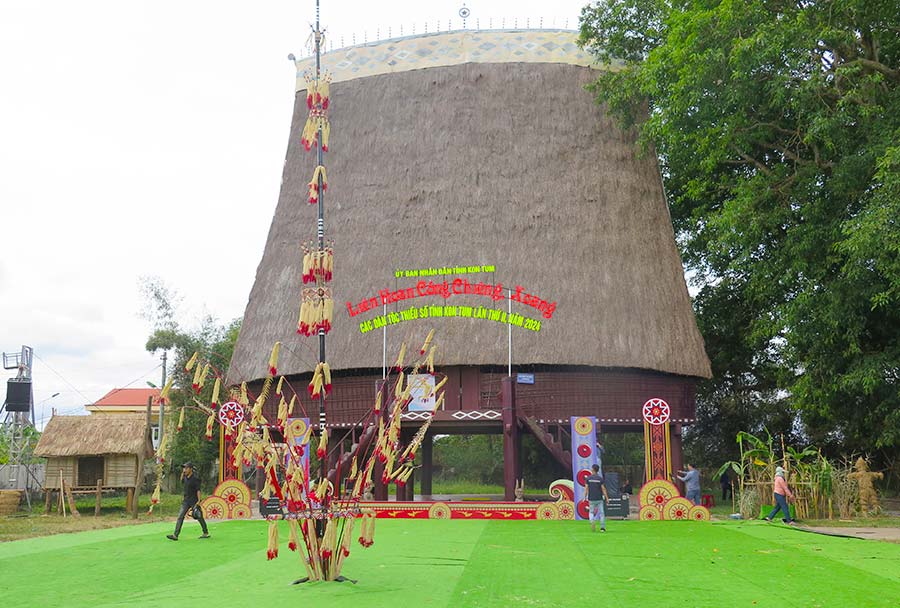 Làng Kon Klor Kon Tum